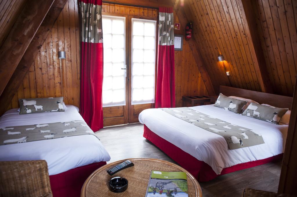 Logis Le Vieux Logis Hotel Lestelle-Betharram Ngoại thất bức ảnh