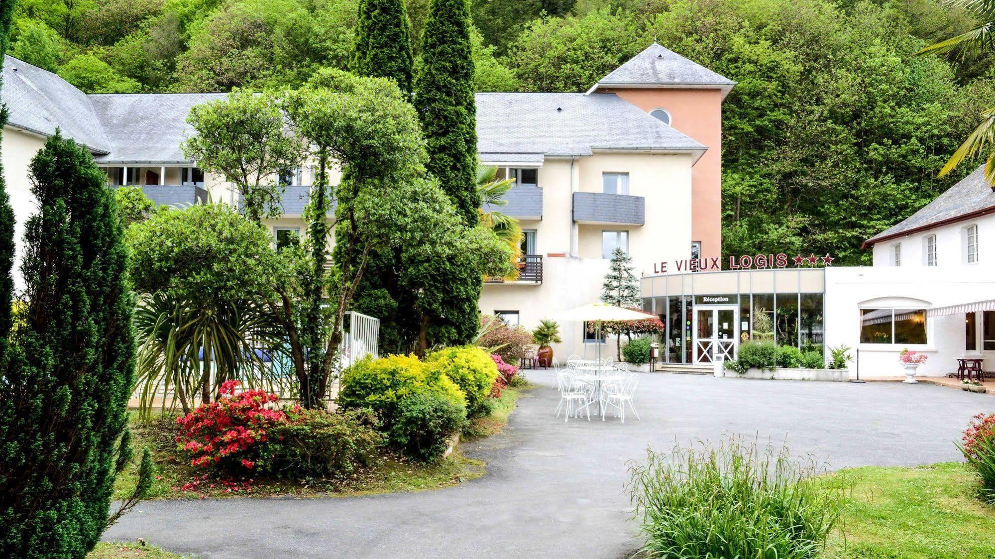 Logis Le Vieux Logis Hotel Lestelle-Betharram Ngoại thất bức ảnh